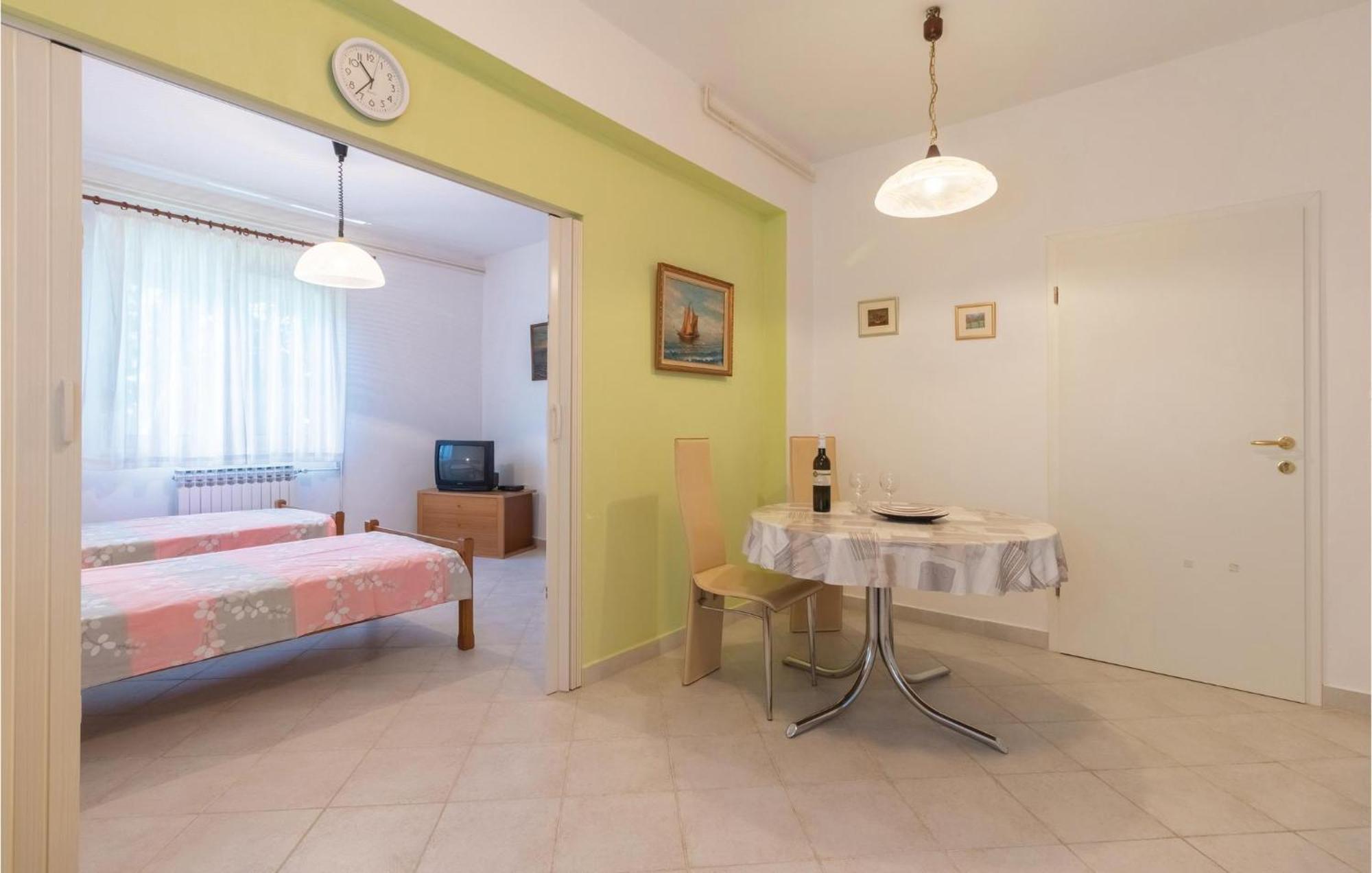 Nice Apartment In Zadar With Kitchen Kültér fotó