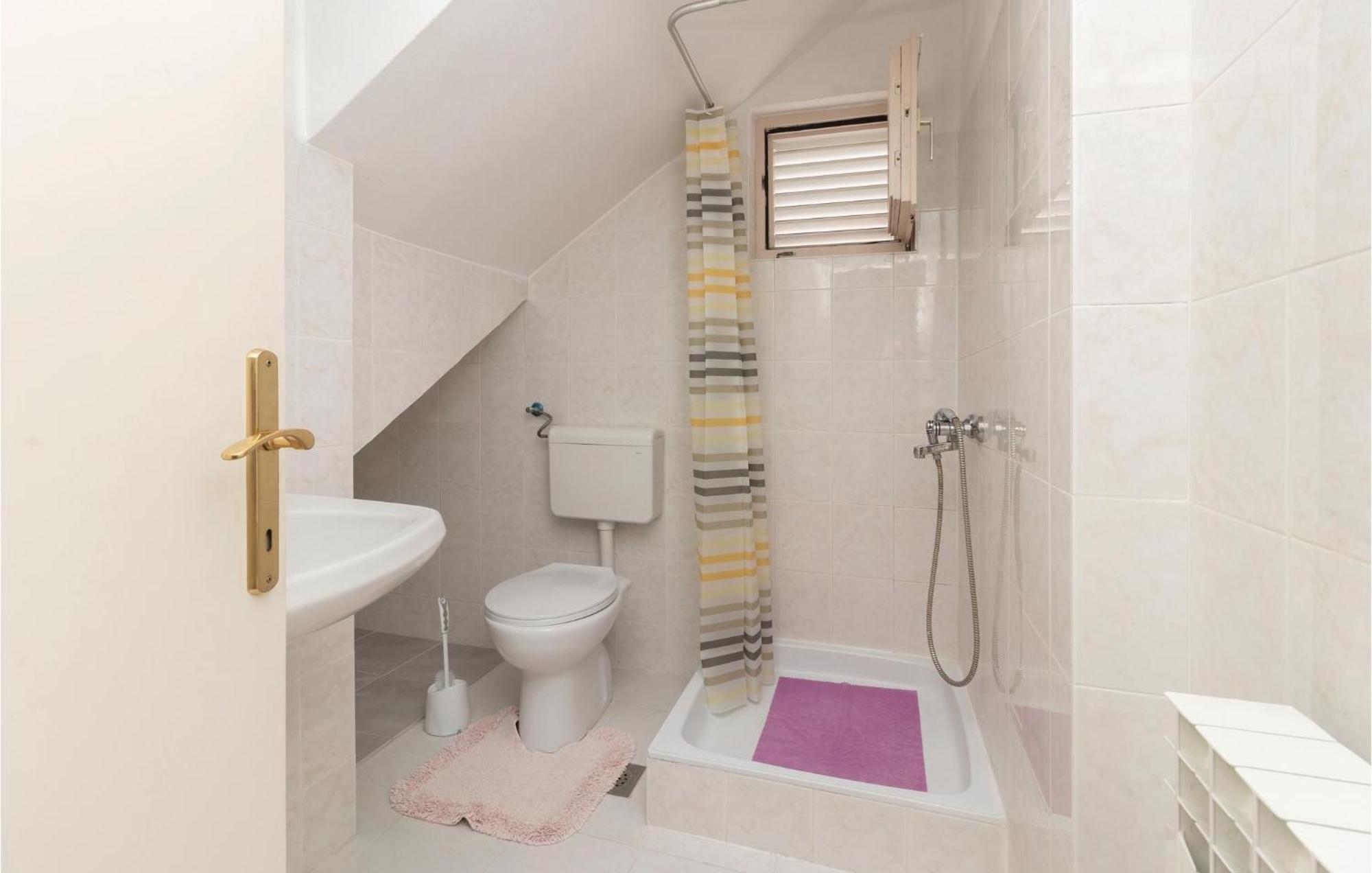Nice Apartment In Zadar With Kitchen Kültér fotó